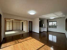 香川県さぬき市大川町富田中