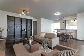 アスタプラザ　ウエスト