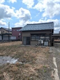 福井県福井市八重巻東町