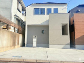 埼玉県さいたま市緑区松木３丁目