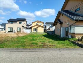 富山県高岡市立野美鳥町１丁目