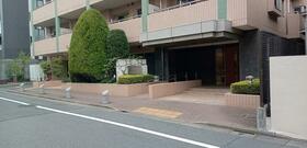 東京都世田谷区桜新町２丁目