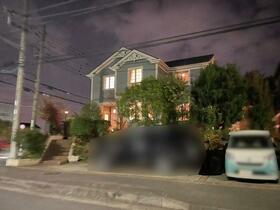 神奈川県平塚市めぐみが丘１丁目