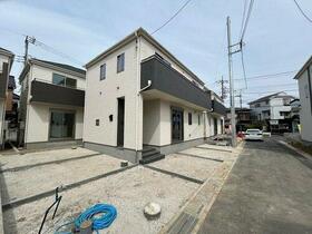 埼玉県三郷市戸ケ崎５丁目