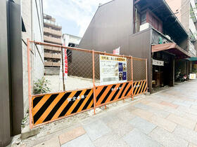 京都府京都市中京区寺町通二条上る要法寺前町