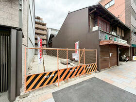 京都府京都市中京区寺町通二条上る要法寺前町