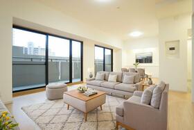 ラドーニ東郷風の館