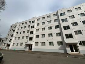 チュリス山鼻南　Ｂ棟