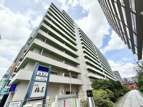 東京都新宿区西新宿８丁目