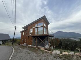 福島県耶麻郡猪苗代町大字磐根字高森