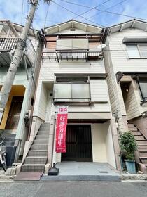 大阪府東大阪市西堤本通西１丁目