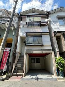 大阪府東大阪市西堤本通西１丁目