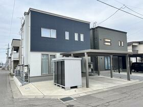 青森県青森市小柳６丁目