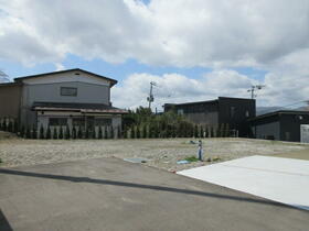 宮城県仙台市泉区根白石字堤下