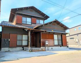 香川県高松市鶴市町