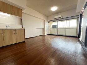 長野県長野市大字鶴賀