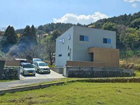 京都府亀岡市千代川町湯井南筋