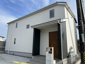 三重県鈴鹿市長太新町２丁目