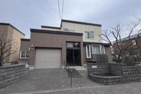 北海道札幌市清田区平岡公園東３丁目