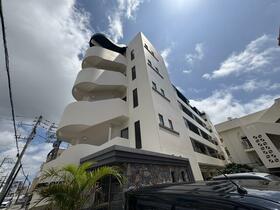 ウィングシャトー糸満１９４６