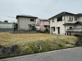 三重県伊賀市桐ケ丘１丁目