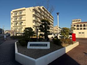 ファミール北野田