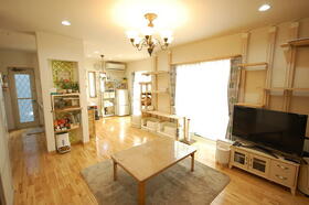 福岡県福岡市早良区内野５丁目