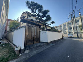 愛知県安城市弁天町