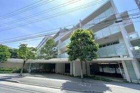 クレッセント新川崎エグゼ