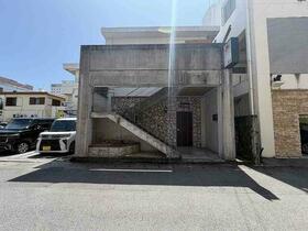 沖縄県那覇市西１丁目