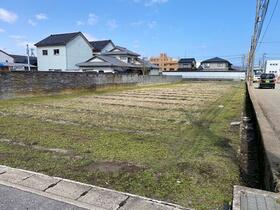 富山県高岡市内免４丁目