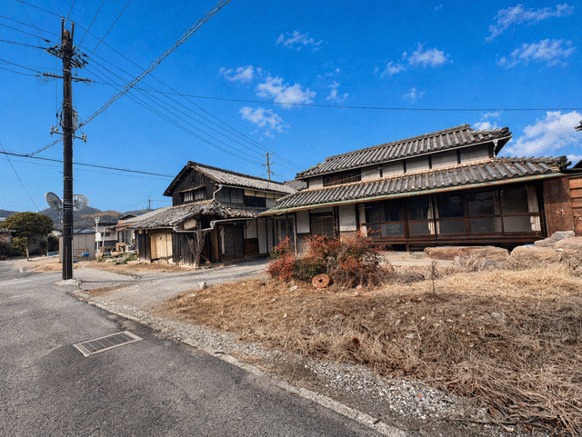岡山県岡山市の一戸建て | 200万円 | 8SDK | 432.99m² | Akiyama house finder