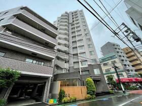 東京都港区白金３丁目