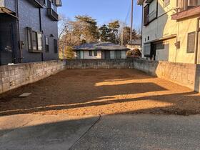 埼玉県上尾市大字小泉