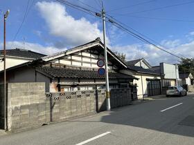 山形県鶴岡市大山３丁目