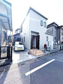 埼玉県草加市稲荷４丁目