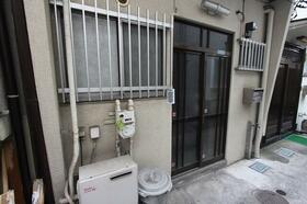 東京都荒川区東日暮里６丁目