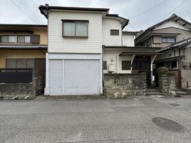 愛知県岡崎市六名２丁目