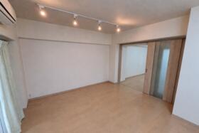 東京都足立区西保木間４丁目