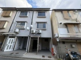 京都府京都市上京区一条通浄福寺東入北新在家町