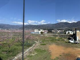 山梨県甲州市勝沼町綿塚