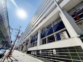 東京都港区六本木４丁目