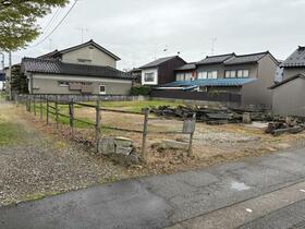 富山県高岡市横田町２丁目