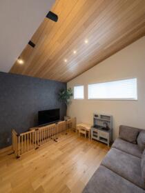 愛知県一宮市木曽川町内割田字屋敷