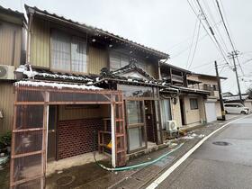 富山県高岡市福岡町福岡新中央通り
