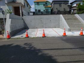 東京都町田市鶴川３丁目