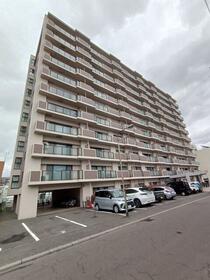 ロイヤルシャトー白石本通