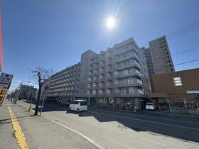 北海道札幌市豊平区平岸三条８丁目