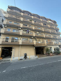 埼玉県川口市川口４丁目