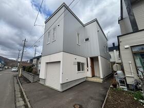 北海道札幌市南区石山一条１丁目